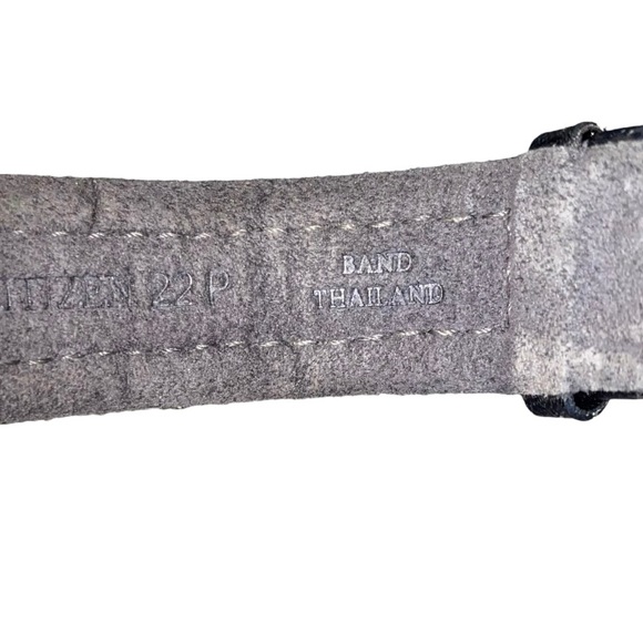 Citizen Eco Drive Chronograph WR 100 Wristwatch (S-3) - Picture 4 of 7